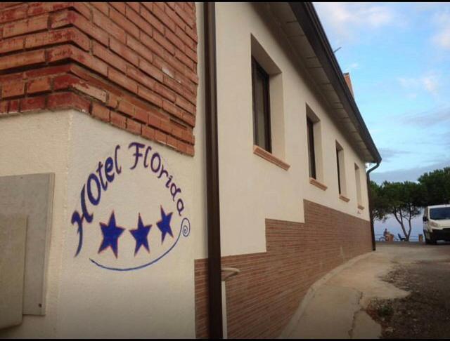 Albergo Florida Capo Rizzuto Exteriör bild